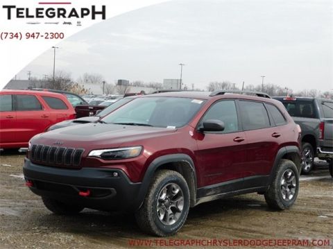 New 2019 JEEP Cherokee Trailhawk